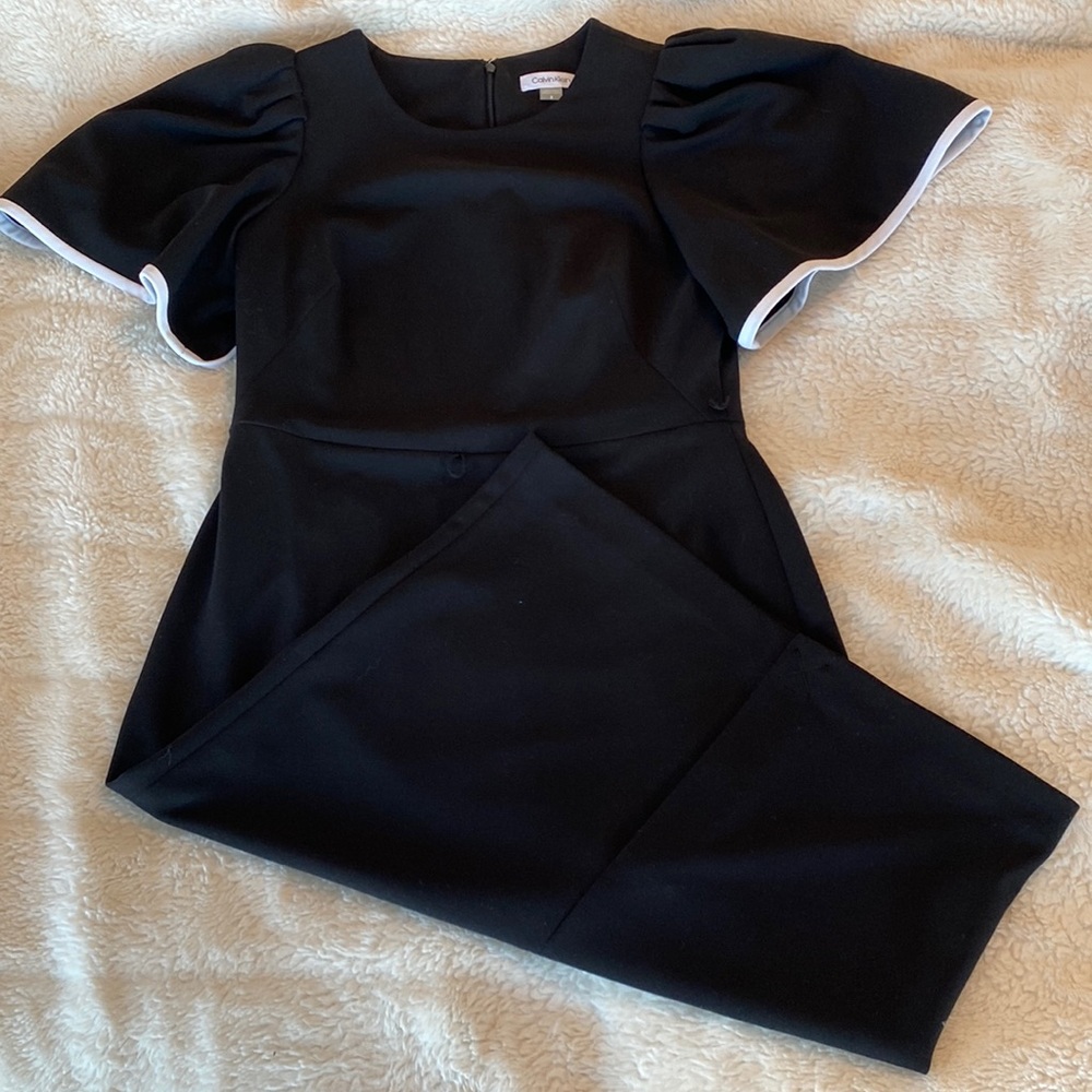 Calvin Klein | Cocktail Dress, puff sleeves w/white trim, 8
